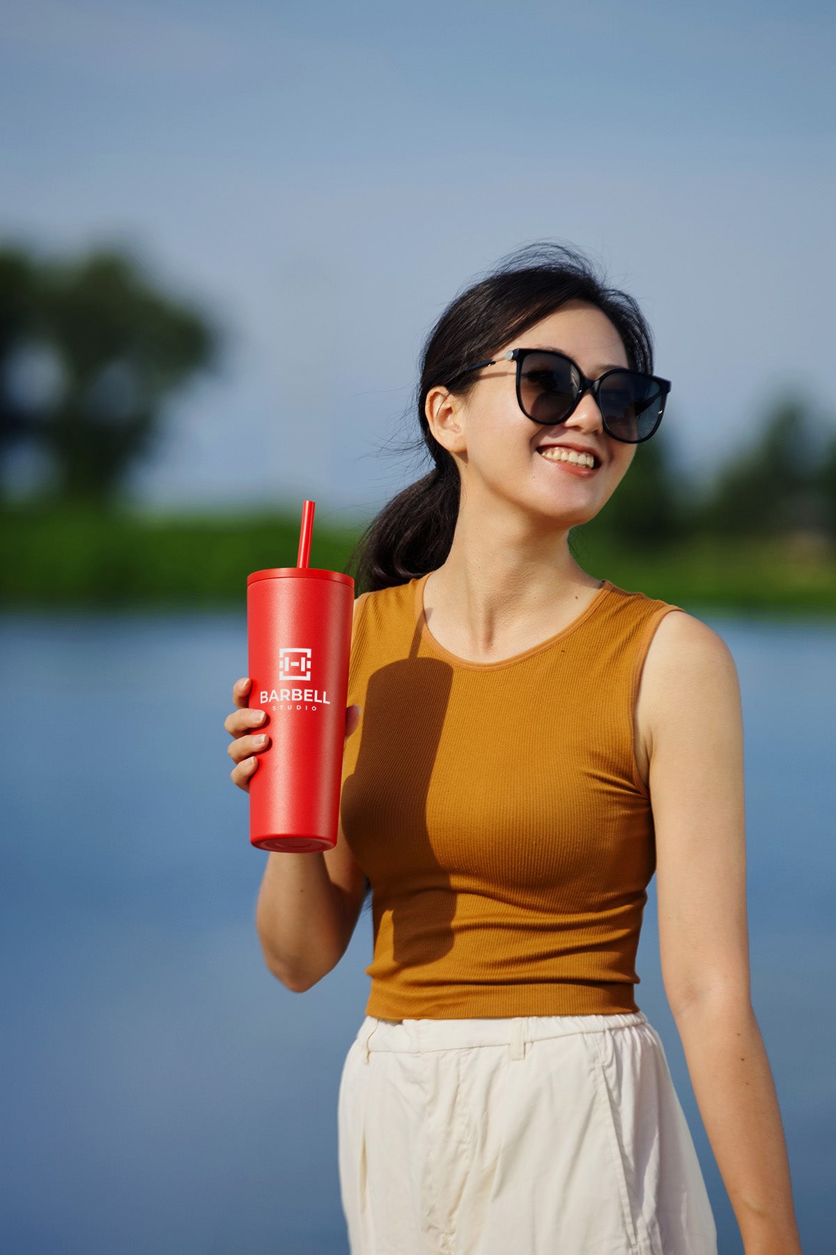 Black Bradford 24 oz Vacuum Insulated Stainless Steel Tumbler with Straw