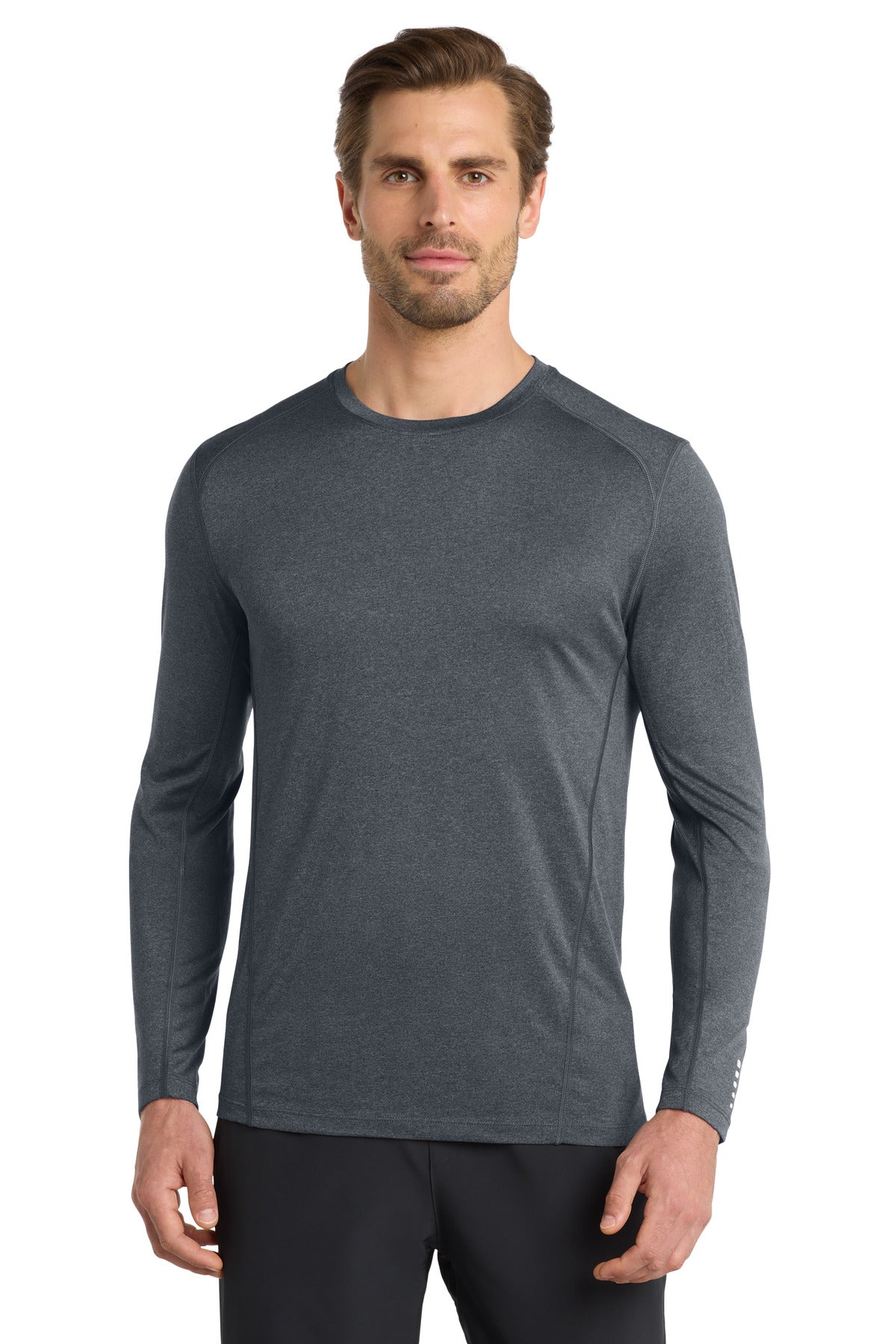 Front View of Gear Grey OGIO Long Sleeve Pulse Crew. OE321