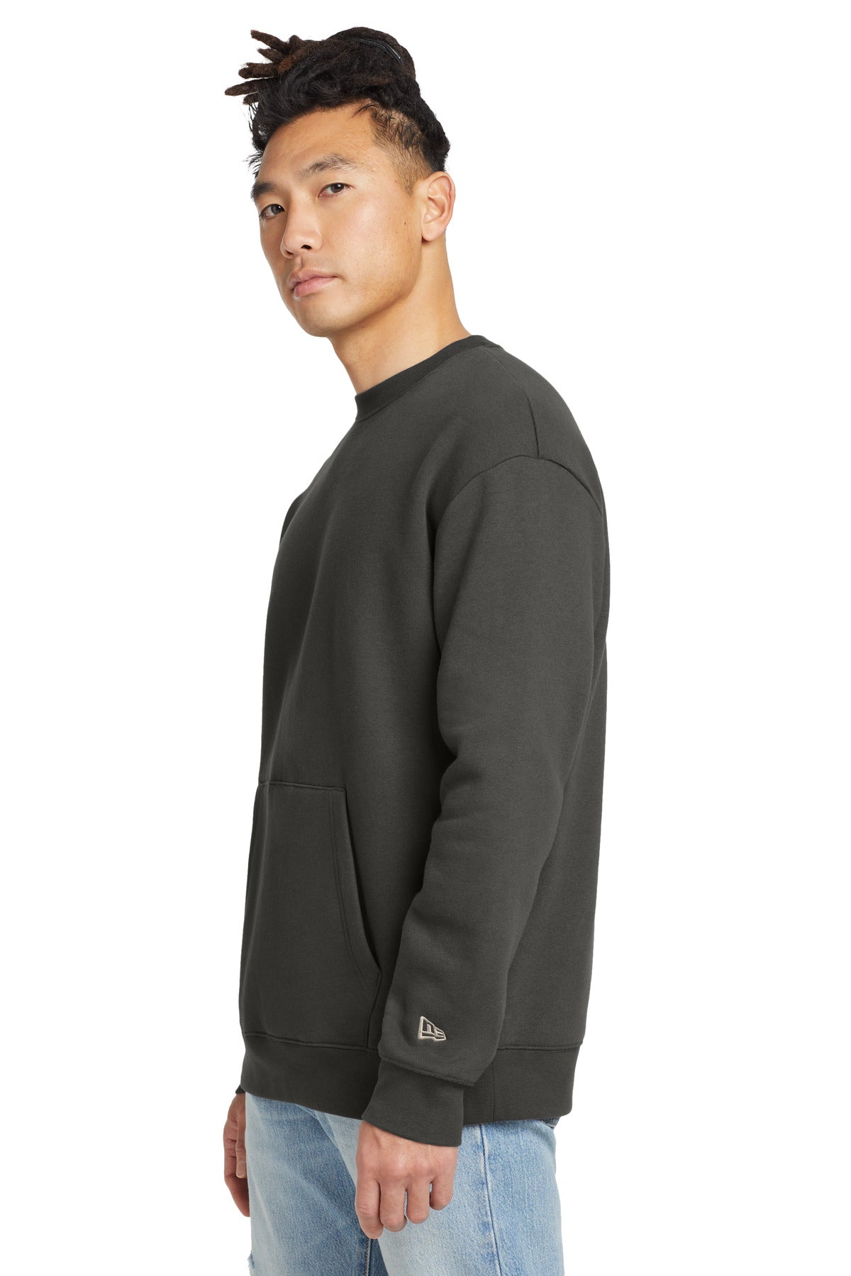 Graphite New Era Heritage Fleece Pocket Crew NEA527