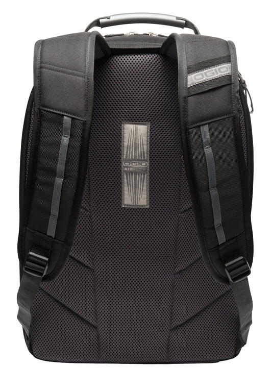Rear View of Black OGIO Pursuit Pack. 417054