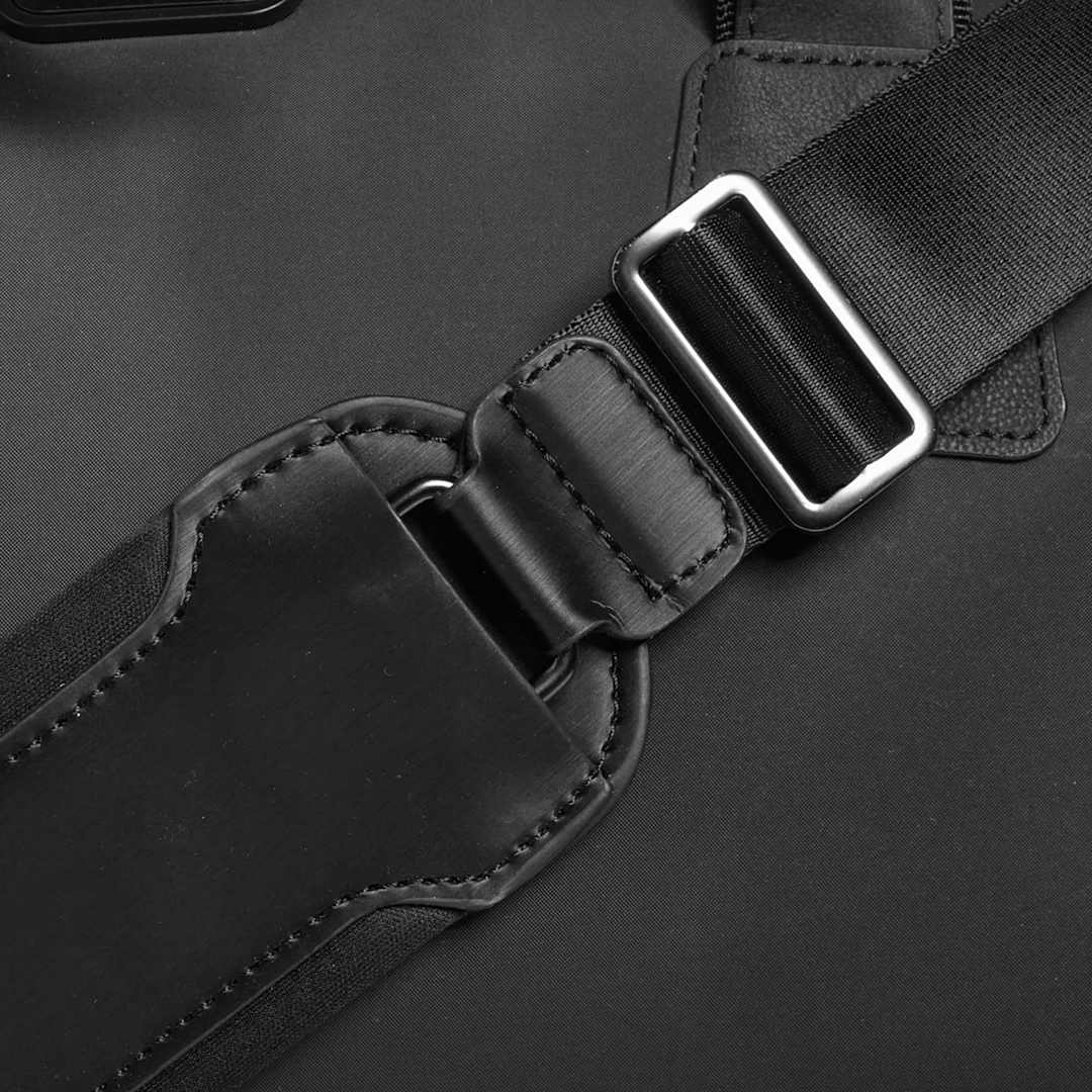 Black Stitch Ultimate Garment Bag