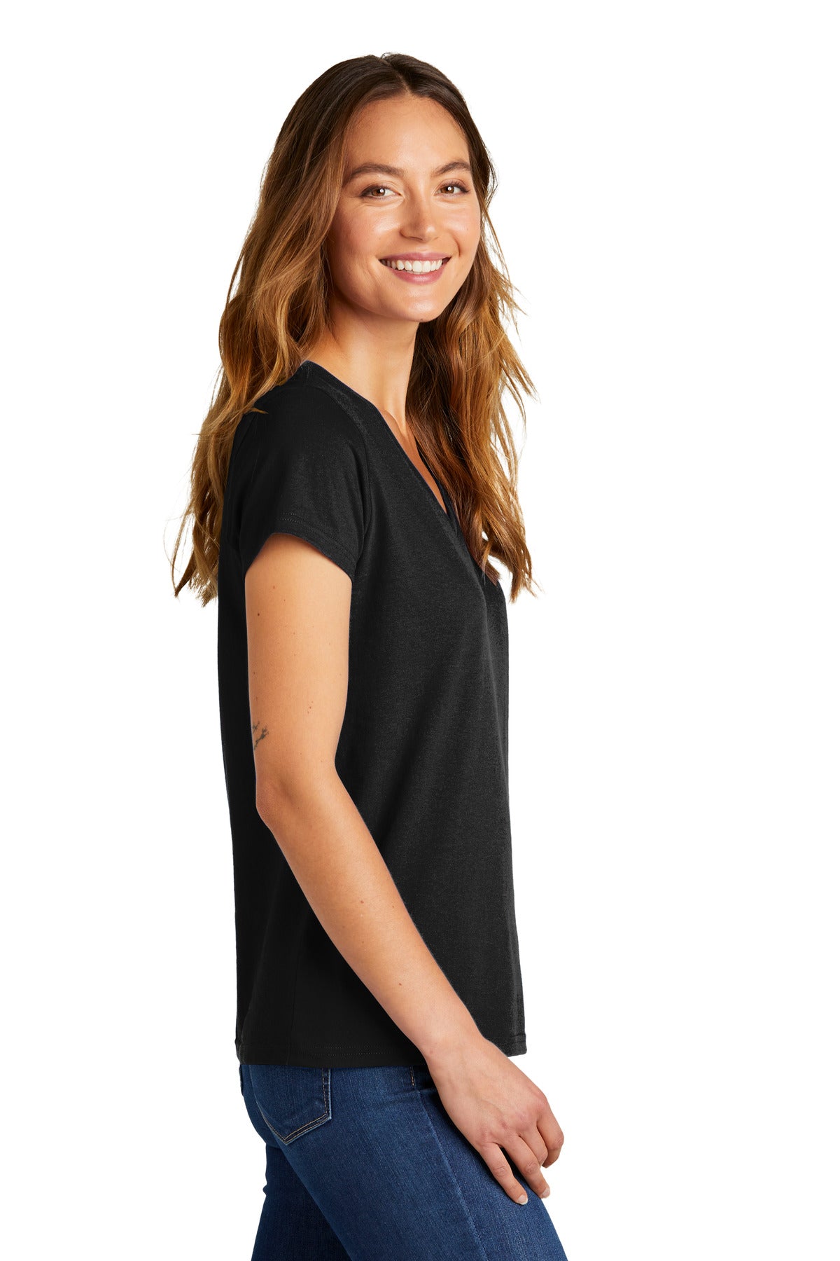 Black District Women's The Concert Tee V-Neck DT5002
