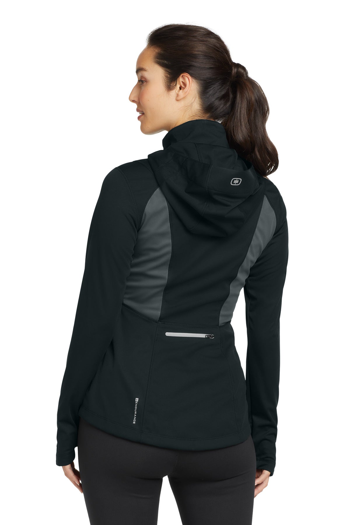 Blktp/Gear Gry OGIO Women's Pivot Soft Shell. LOE721