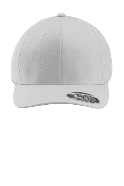Front View of LtGreyHt TravisMathew FOMO Solid Cap TM1MY391