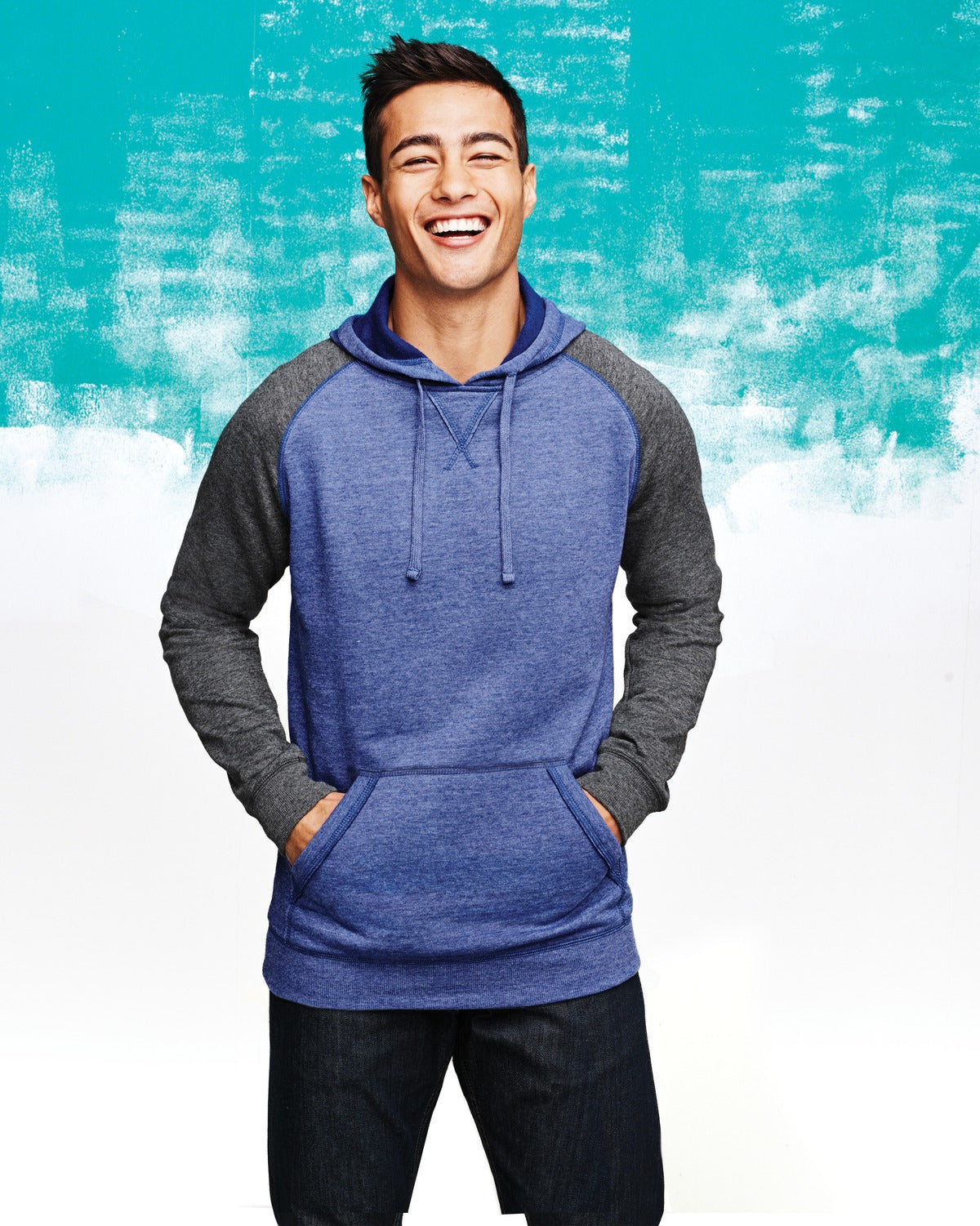 H Dp Ryl/H Cha District Young Mens Lightweight Fleece Raglan Hoodie. DT196