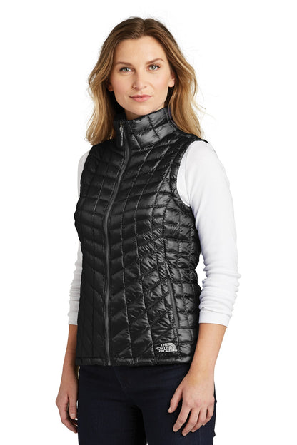 TNF Black The North Face Women's ThermoBall Trekker Vest. NF0A3LHL